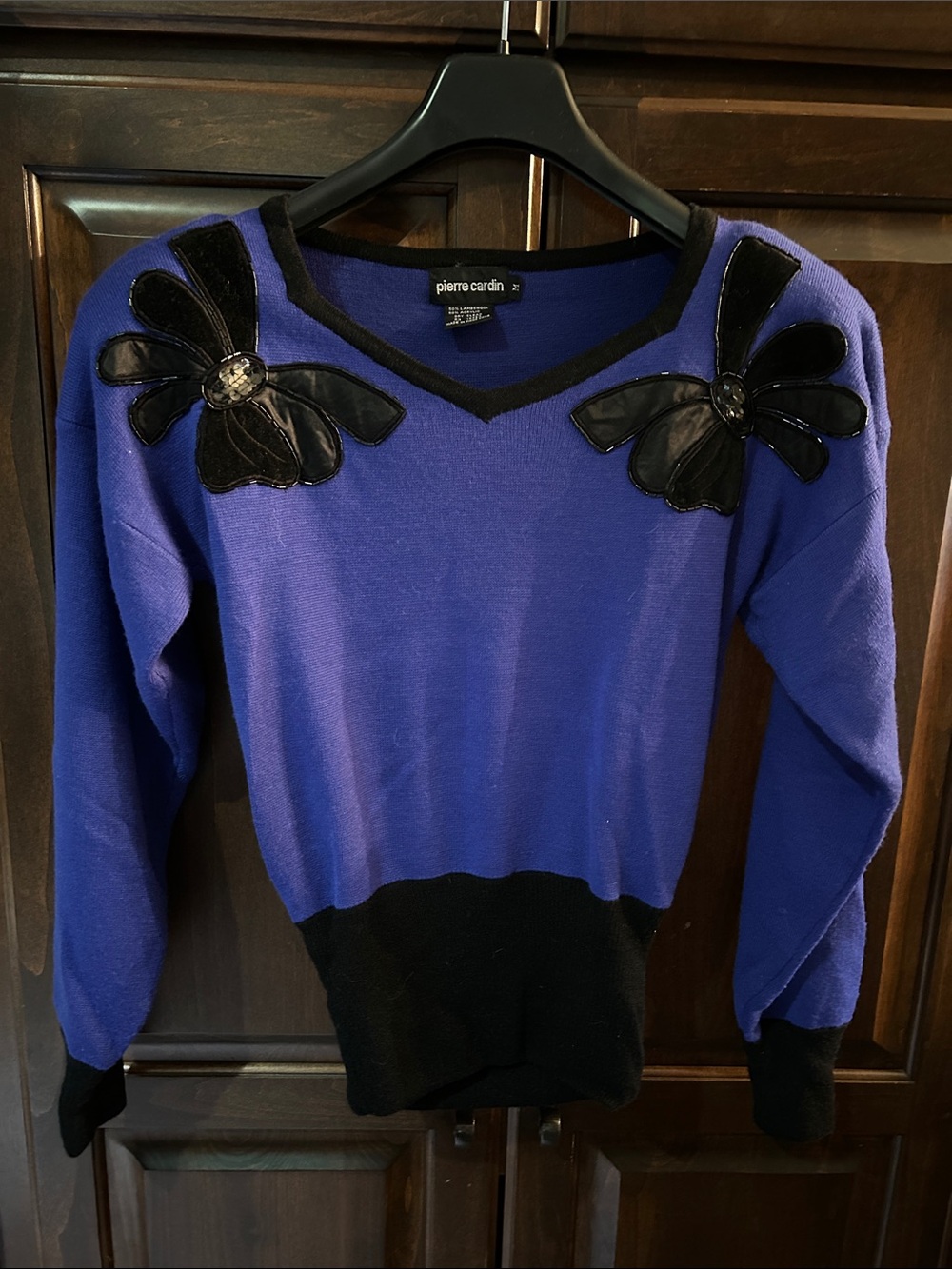 80’s Pierre Cardin Sz M Purple and Black V‑Neck Sweater with Floral Appliqué